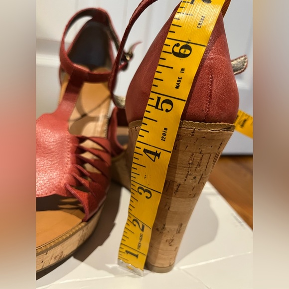 Banana Republic cork wedge sandal, Size 9.5 - Picture 6 of 6